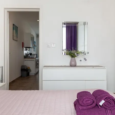 W6- 1 Double Bedroom Modern Apt-Close To The Sea * St. Paul's Bay