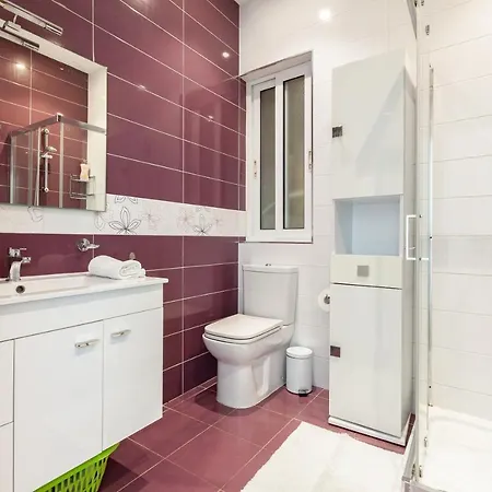 W6- 1 Double Bedroom Modern Apt-Close To The Sea